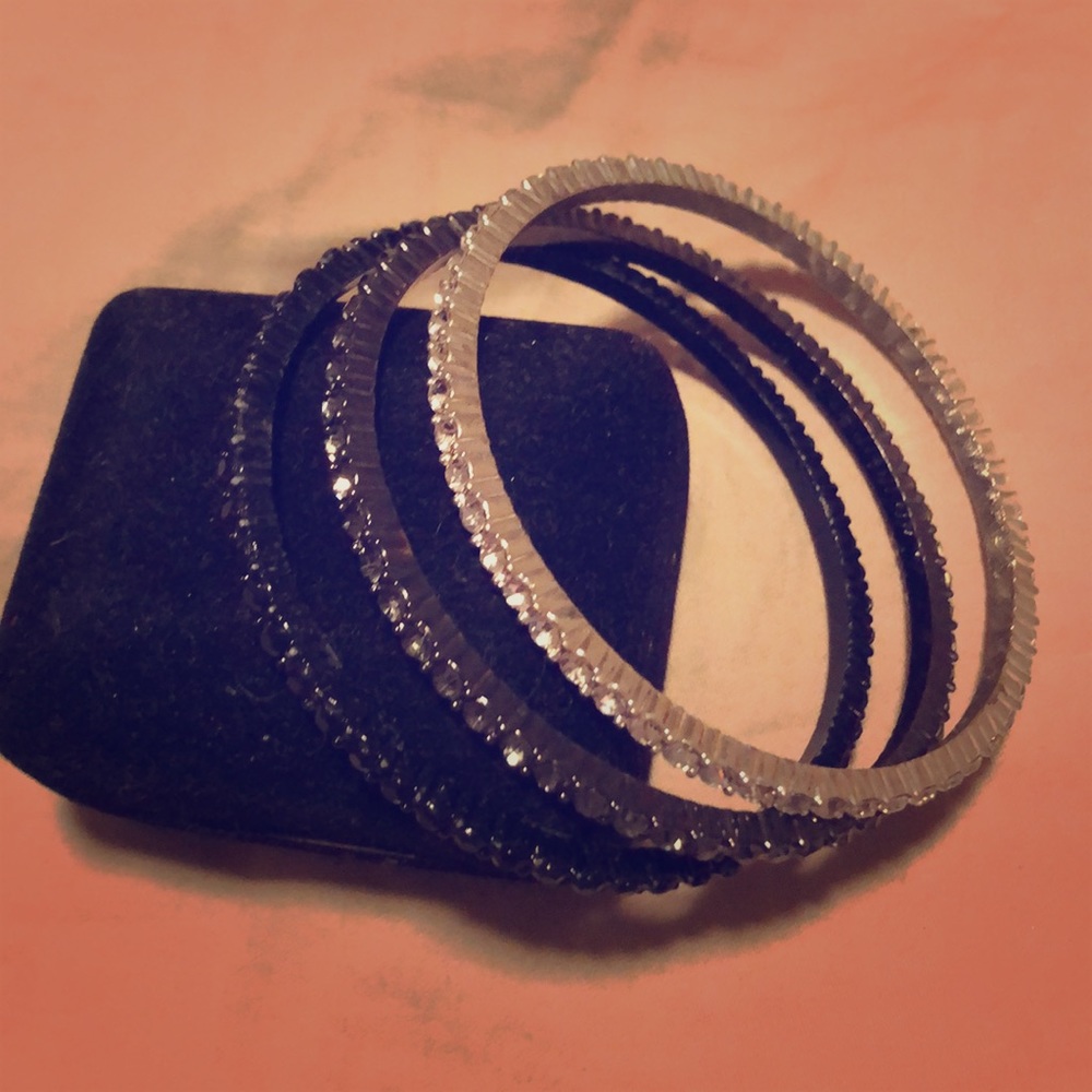 Set of 3 bracelets